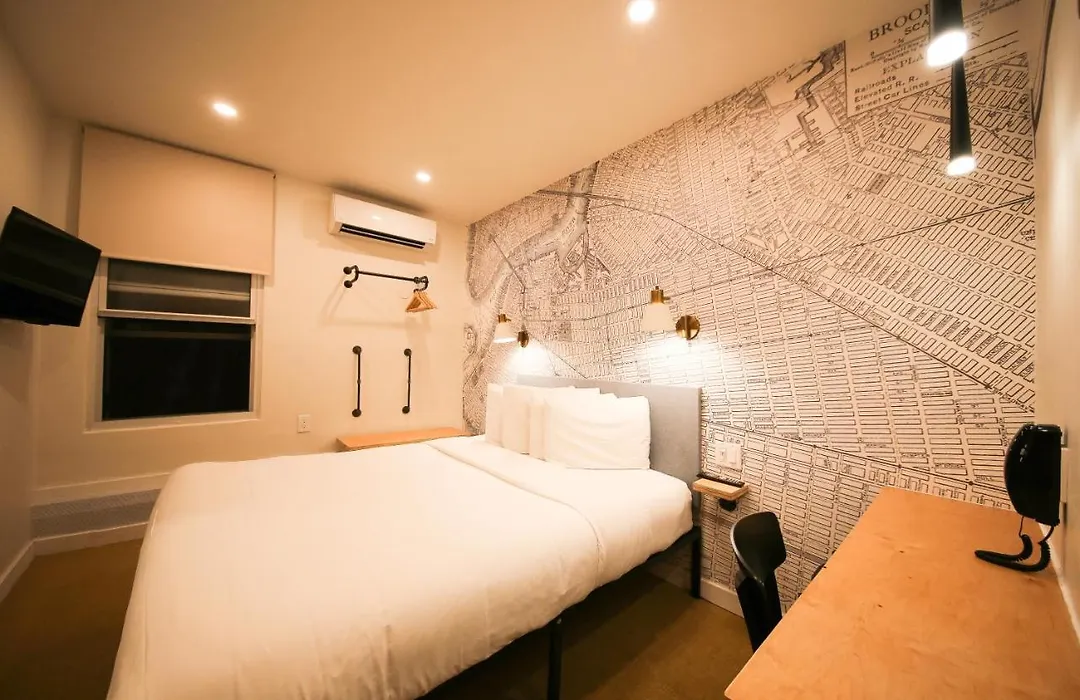 Doxie Hotel-1